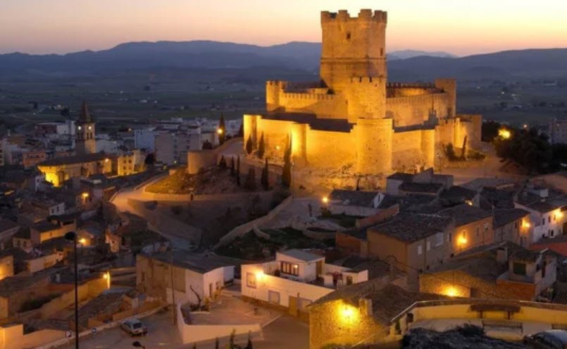 Atalaya de Mingoandrés, Spain